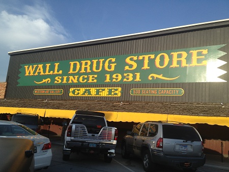 IMG 0698_Wall_Drug_Store